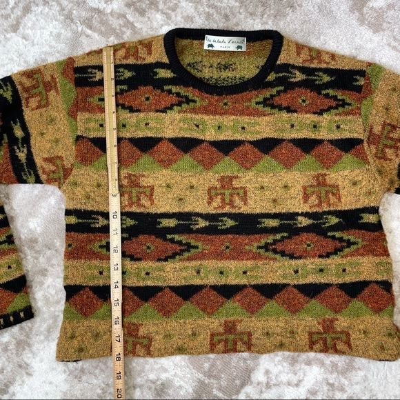 Made in Paris Aztec orange semi cropped long sleeve sweater fits like a SM - Picture 5 of 6